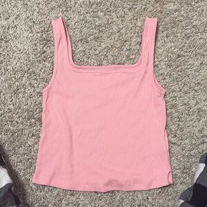 pink tank top